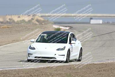 media/Oct-19-2025-Speed Ventures (Sun) [[a6e7fe67be]]/TC B/Session 2 (Outside Grapevine)/